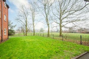 Photo 16- click for photo gallery